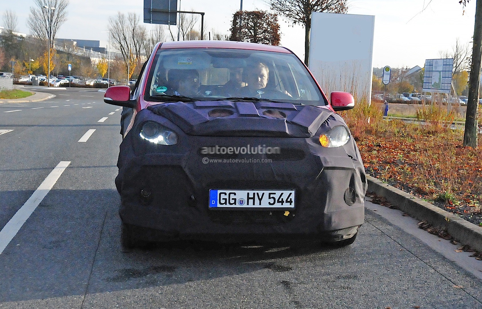 2015 - [Kia] Picanto Restylée 2015-kia-picanto-facelift-spied-in-germany-photo-gallery_1