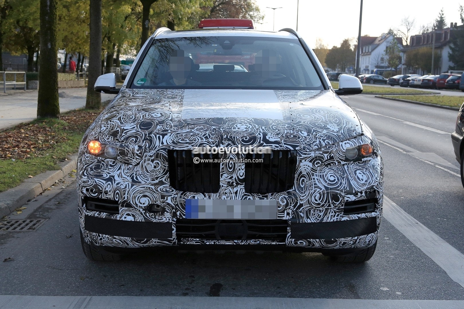 2018 - [BMW] X5 IV [G05] - Page 2 2018-bmw-x5-pre-production-prototype-first-spyshtos-reveal-huge-kidney-grilles_1