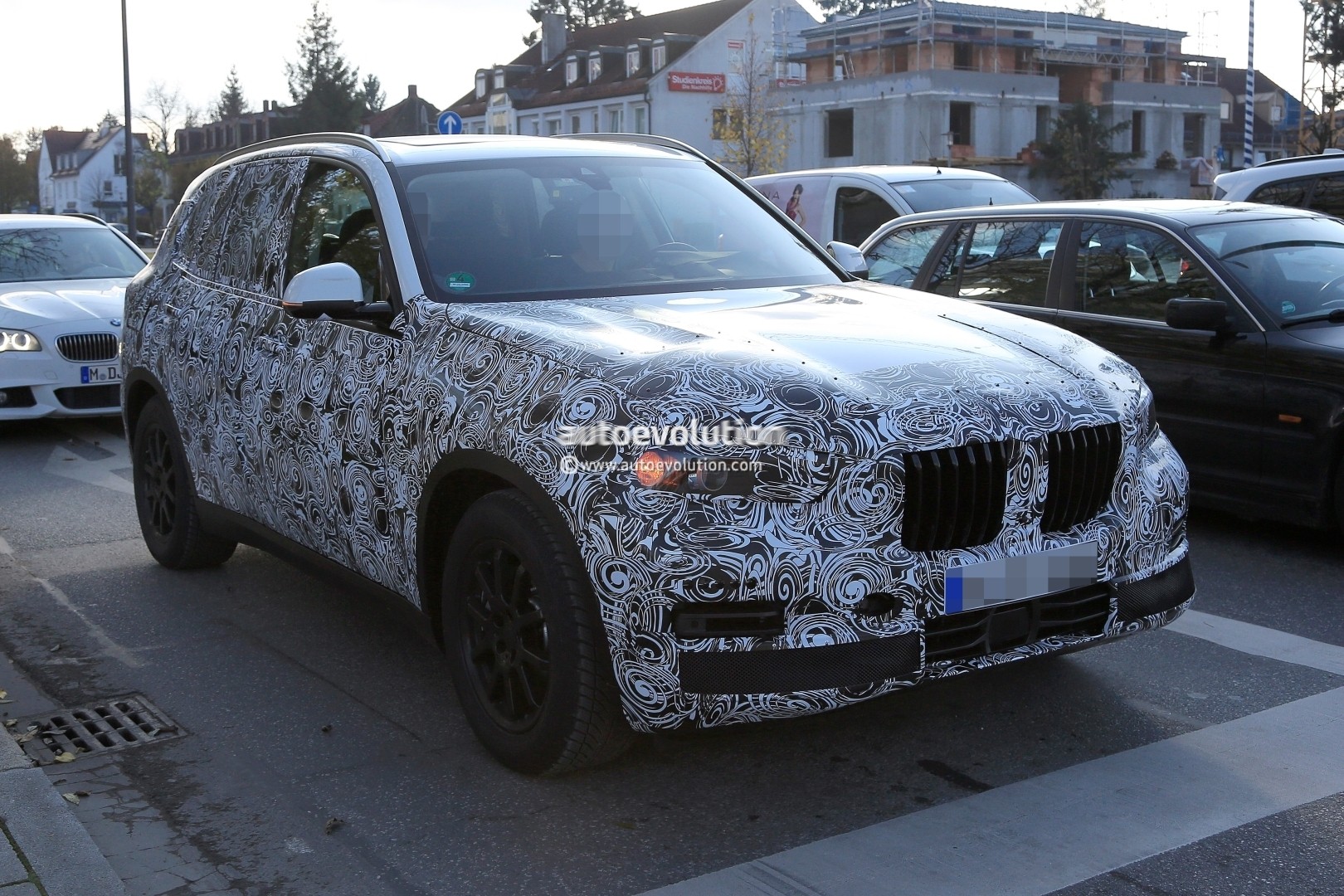 2018 - [BMW] X5 IV [G05] - Page 2 2018-bmw-x5-pre-production-prototype-first-spyshtos-reveal-huge-kidney-grilles_3