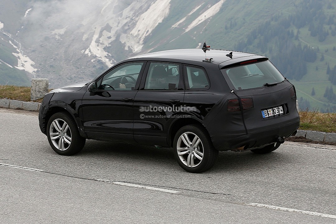 2014 - [Volkswagen] Touareg Restylé Spyshots-volkswagen-touareg-facelift-720p-5