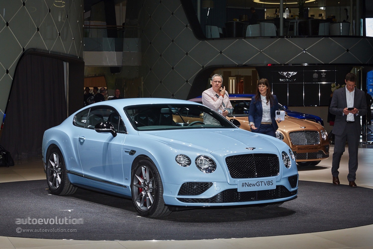 2015 - [Suisse] Salon de Genève  - Page 6 World-debut-for-2015-bentley-continental-gt-v8-s-at-the-geneva-motor-show-live-photos_1