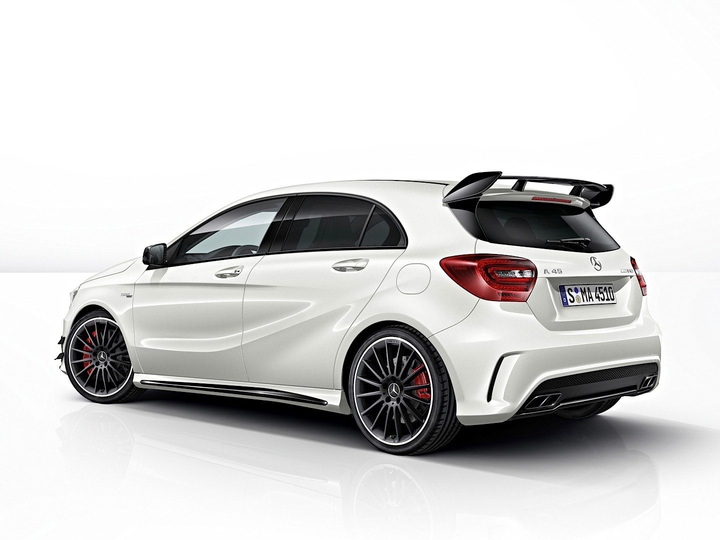 TEAM Attack : Test Mercedes-benz-a-45-amg-gets-priced-in-malaysia-69276_1