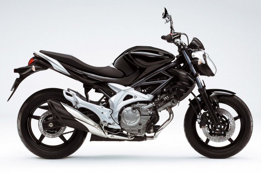 Motorcycles! Suzuki-gladius-now-available-in-black-10268_1