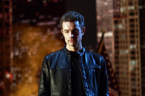 Vampiros hot! 14901272james-marsters-smallville-tv-series-7x15-stills-hq-11-1500-jpg