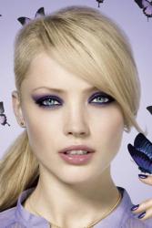 لمحبي البساطة مع المكياج الغربي Mini2-89982898les-conseils-maquillage-pour-un-regard-intense2-diapo-main-jpg