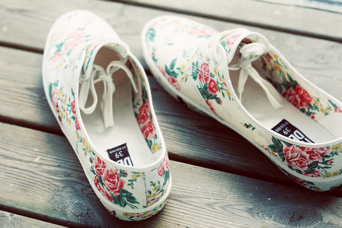 كولكيشن خيال  Cute-flowers-shoes-Favim.com-188019