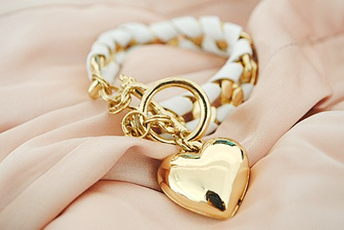 Volim zlatno - Page 3 Fashion-gold-heart-separate-with-comma-Favim.com-229526