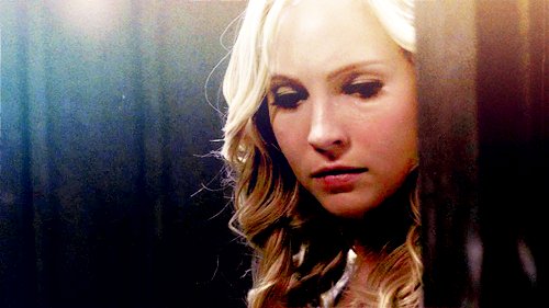 1x06  Heart  Of Darkness - Página 2 Candice-accola-caroline-forbes-vampire-diaries-Favim.com-165338