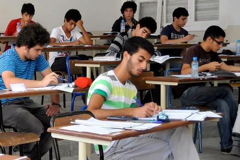 وفا يعترف أن الاكتظاظ بالمؤسسات التعليمية في تزايد مستمر Bac2012_661810013