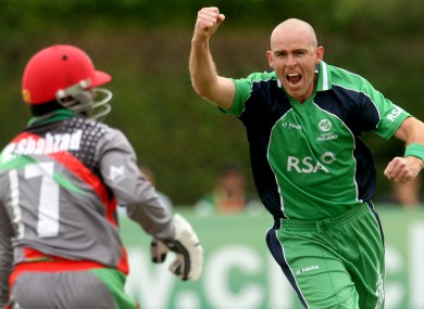 Pepsi T20 Boom - Match No. 19: Hurricanes vs Roaring Warriors - April 19, 2013  - Page 30 Inpho_00612417-390x285