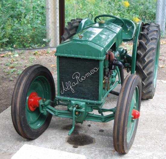 MARCAS POCO CONOCIDAS (3) - Página 5 Alfa-_Romeo-tracteur-1938-1