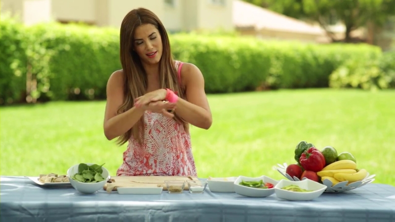 Gaby espino/გაბი ესპინო #14 - Page 17 COCINANDO_SALUDABLE_HEALTHY_ROLLS_A_LA_GABY_mp