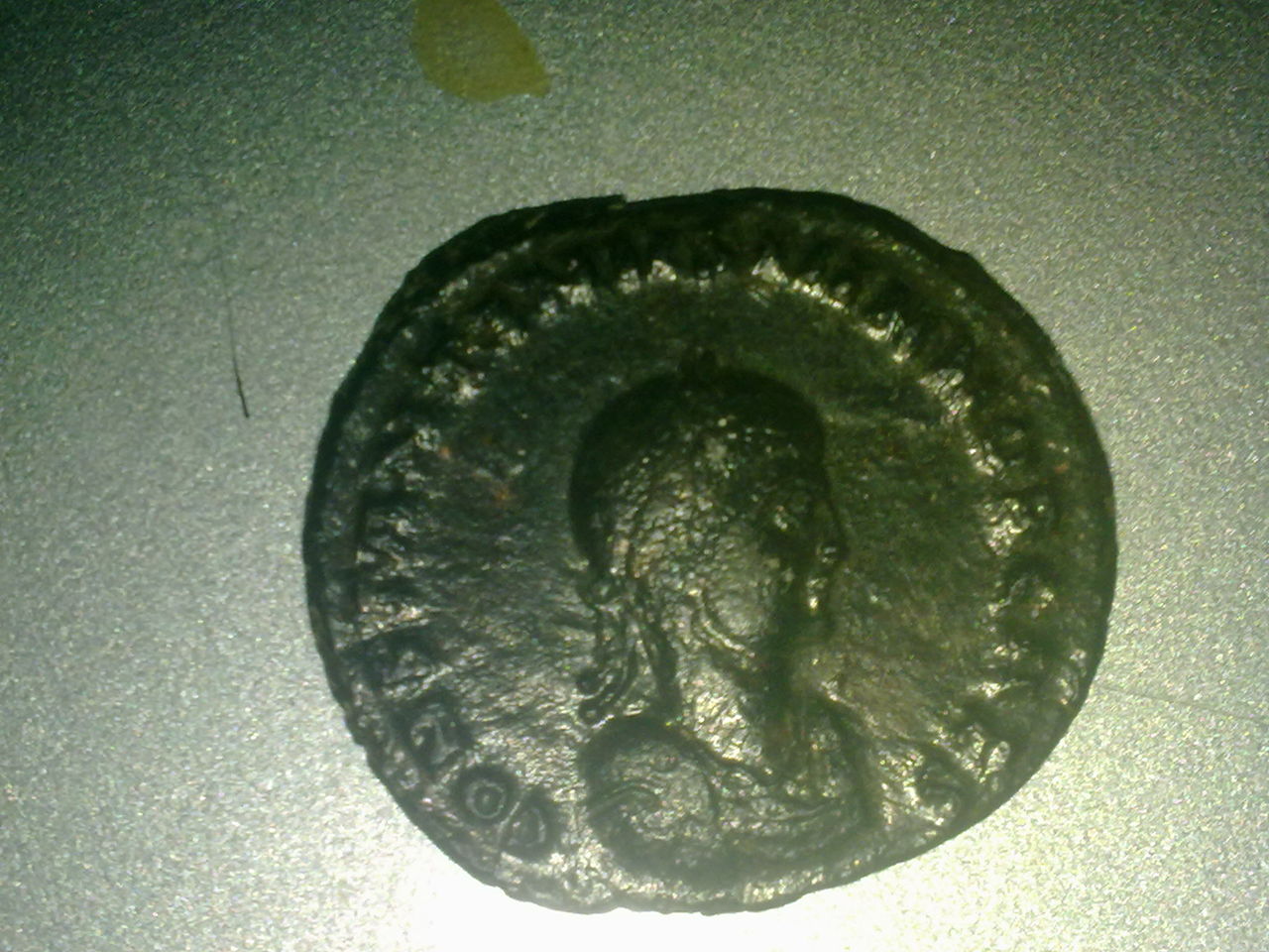 AE3 de Constantino II. CLARITAS REIPVBLICAE. Tesalónica Mmmmm_005