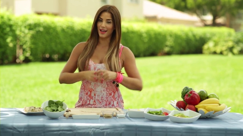 Gaby espino/გაბი ესპინო #14 - Page 20 COCINANDO_SALUDABLE_HEALTHY_ROLLS_A_LA_GABY_mp