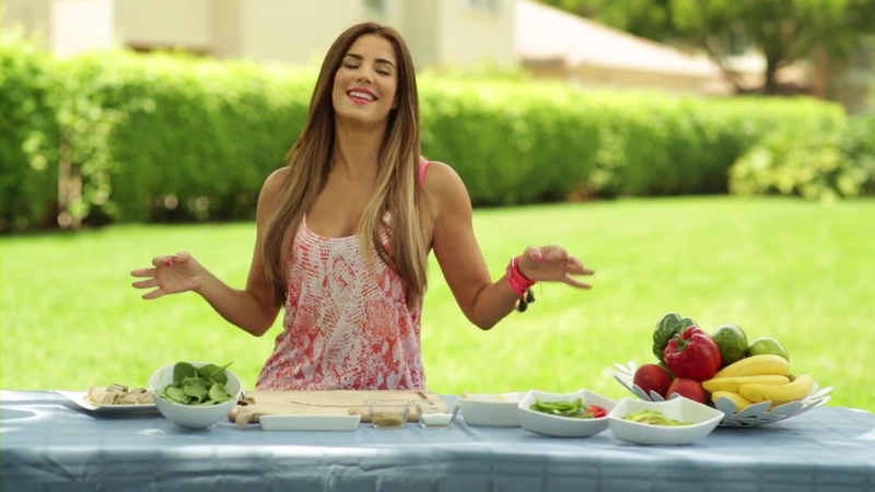 Gaby espino/გაბი ესპინო #14 - Page 20 COCINANDO_SALUDABLE_HEALTHY_ROLLS_A_LA_GABY_mp