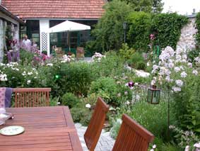 Garden design. Who can help to design my garden? 4123023