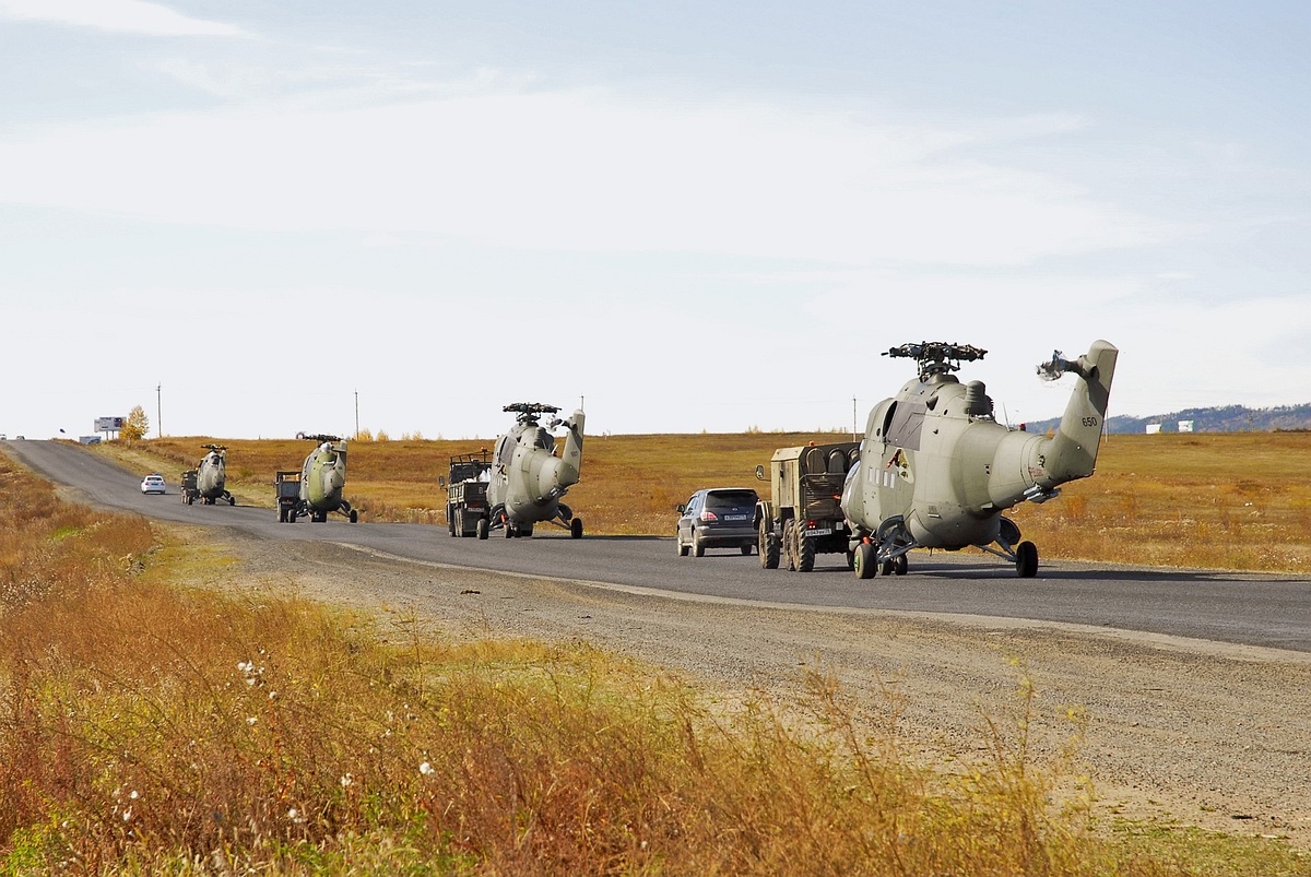 MI-25: FUERZA AEREA DEL PERU  - Página 4 SHy43