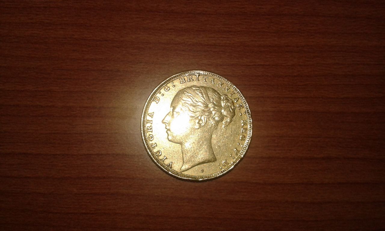 Moneda de oro de la Reina Isabel 20150731_211437