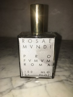 El Perfume del Dia (SOTD) - Página 14 Profumum_Roma_-_Rosae_Mundi