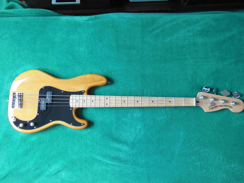 Baixo Squier Precision Bass Vintage Modified - Amber - VENDIDO! DSCN1704