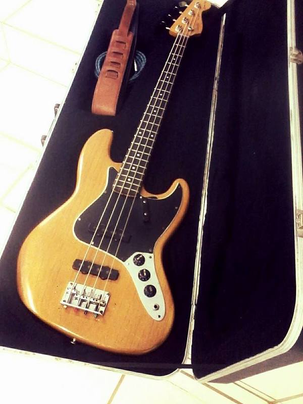 Fender Jazz Bass Southern Cross - Página 2 Jazzbass1