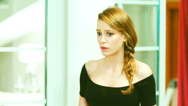 Serenay Sarikaya/სერენაი სარიკაია #21 - Page 49 Image