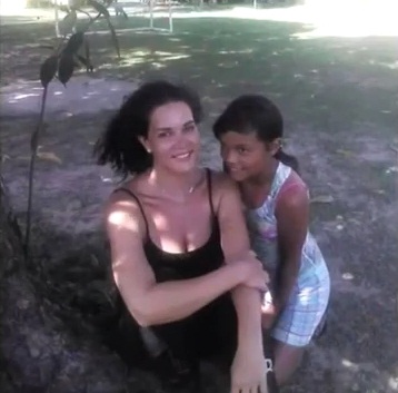 Monica Spear/ /მონიკა სპეარი #6 - Page 6 Kj_mp4_000237752