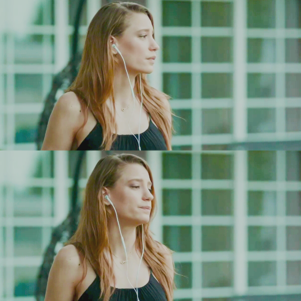 Serenay Sarikaya/სერენაი სარიკაია #24 - Page 9 CHZGind_WUAAs8wt