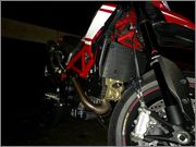 Hypermotard 821 SP Racing 2015 . Photo R.T page 3  - Page 2 Image