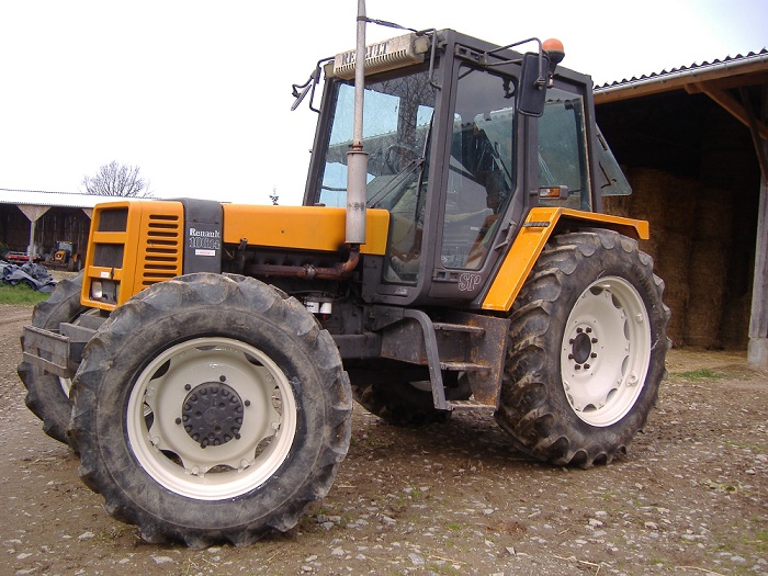 RENAULT Tracteurs agricoles   -- Francia - Página 5 Renault_vendu_le_roulois_2e3e2e7