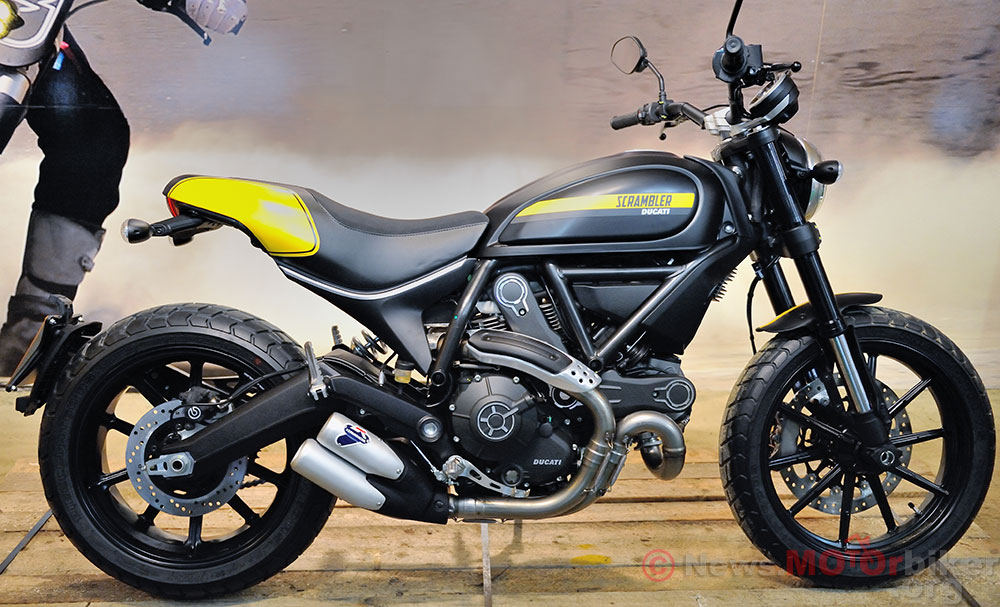 1200 S white racing - Page 2 Ducati_Scrambler_Motorcycle_Show