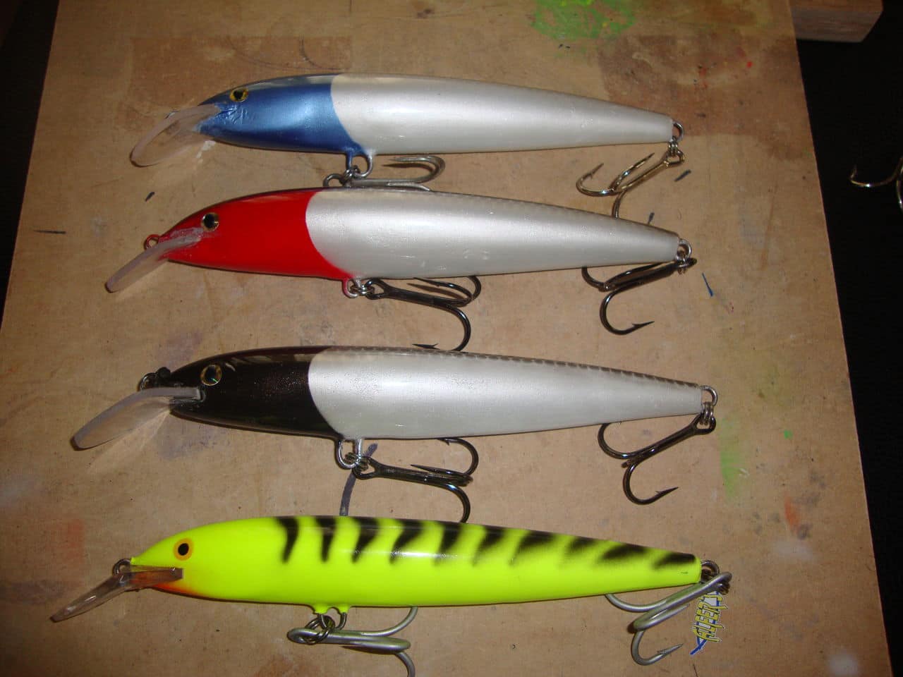 Clones Rapala Husky Jerk y más Magnum Floating DSC07852