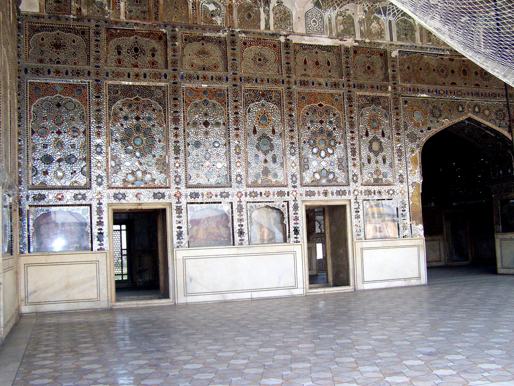 Arabeska - Page 21 2642130237_c680b39904_b_palace_of_mirrors_lahore