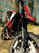 Hypermotard 821 SP Racing 2015 . Photo R.T page 3  - Page 2 Image