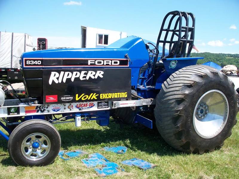 NEW HOLLAND - Página 7 FORD_8340_RIPERR