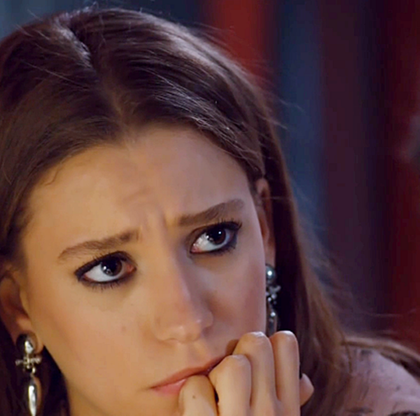 Serenay Sarikaya/სერენაი სარიკაია #22 - Page 15 CEy_PTus_VAAEnx_RS