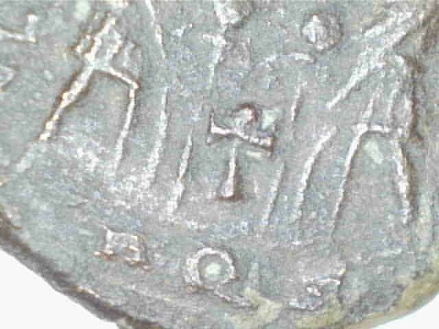 AE3 de Constantino II. GLORIA EXERCITVS. Aquilea Image
