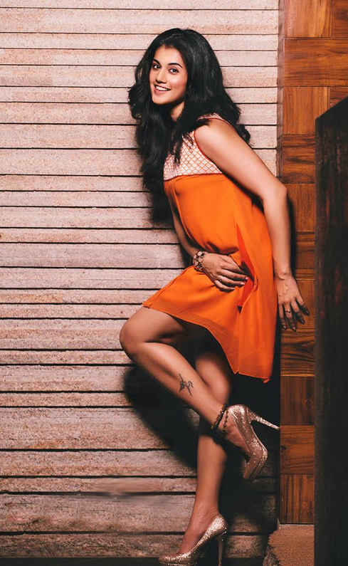 Lovely Taapsee Pannu new PhotoShoot images Tapsee_Latest_Hot_Photo_Shoot_3