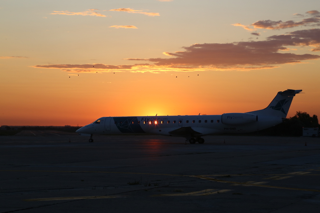 Aeroportul Bucuresti (Aurel Vlaicu/Baneasa)  - Septembrie 2015 IMG_4969