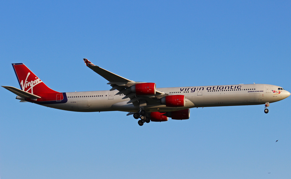 LHR 22.7.2012-27.7.2012 58uyf8n2