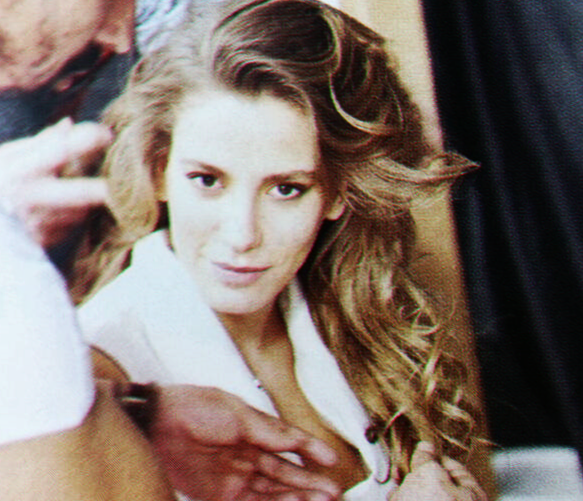 serenay - Serenay Sarikaya/სერენაი სარიკაია #21 - Page 63 CD3_Grah_VAAAWBjj