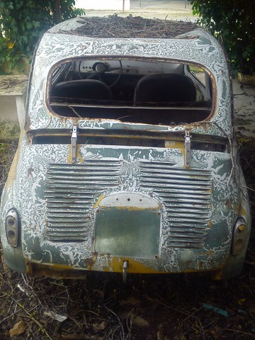 COCHES INTERESANTES,PARADOS Y ABANDONADOS EN HUELVA,BADAJOZ Y PROVINCIA - Página 31 DSC_1241