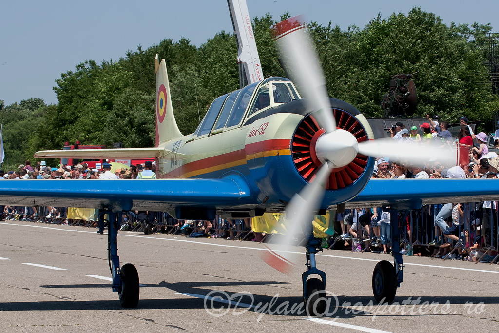 Baza 95 Aeriană - 95 de ani de existenţă - 13 iunie 2015 IMG_0383