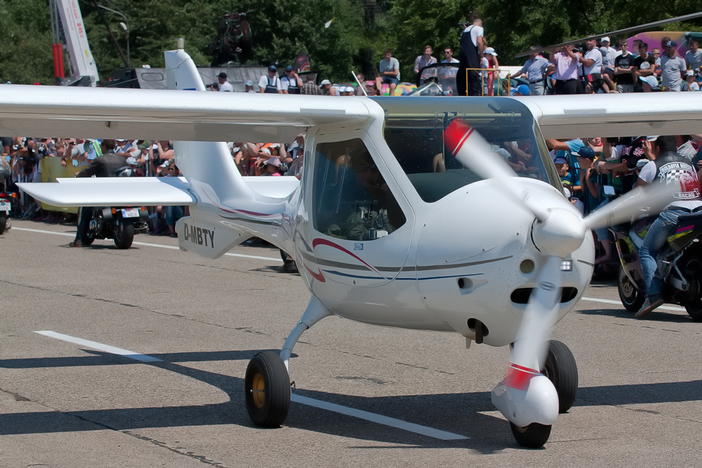 Baza 95 Aeriană - 95 de ani de existenţă - 13 iunie 2015 IMG_0220