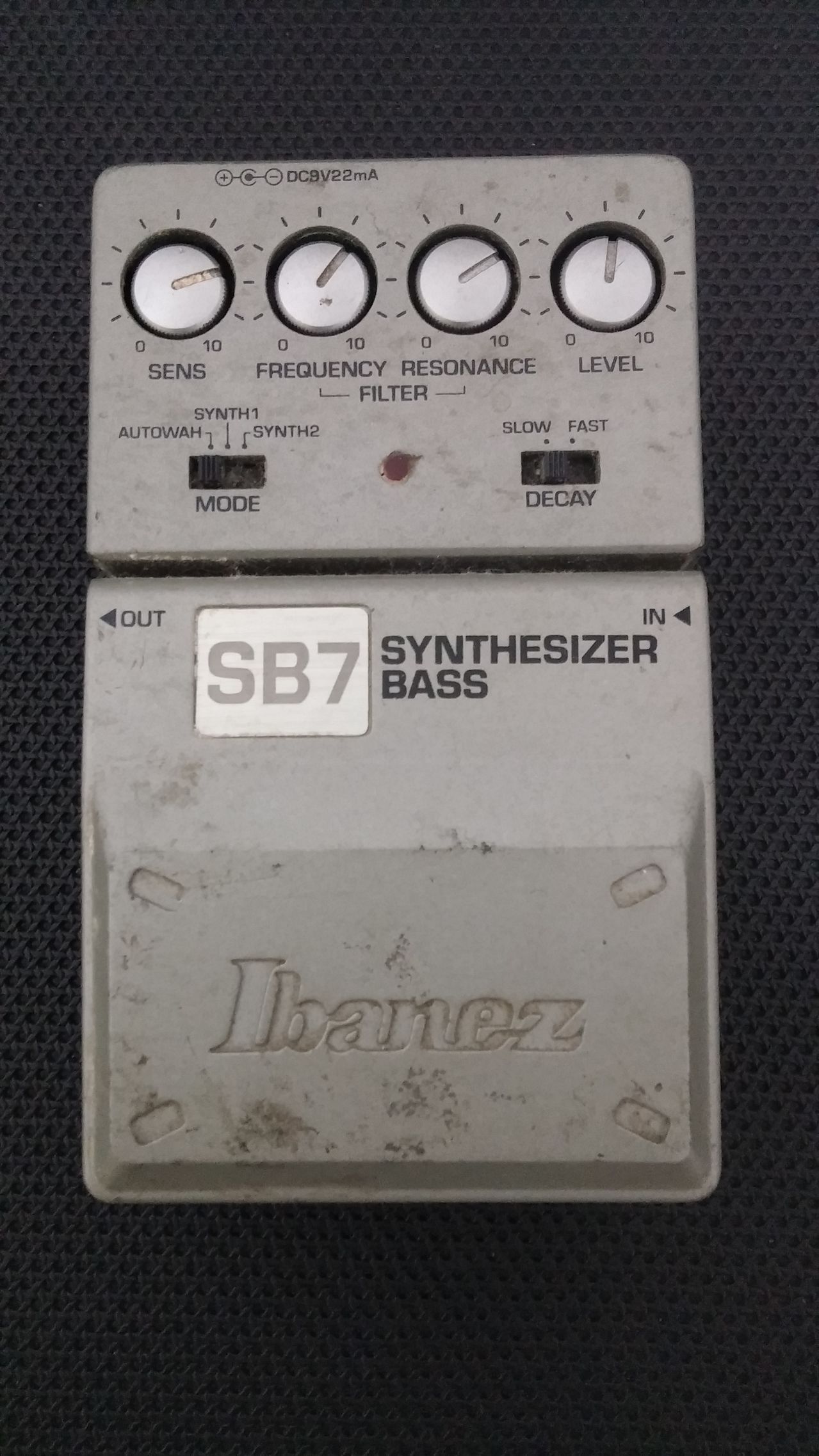 VENDO: Pedal Bass Synthesizer Ibanez SB7 20150610_181607