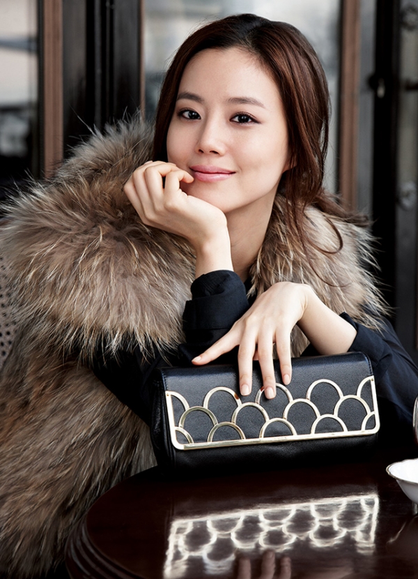 Moon Chae Won/ 문채원  600full_moon_chae_won