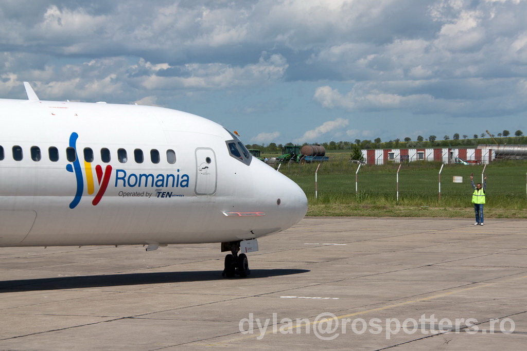 Aeroportul Tulcea (Delta Dunarii) - Mai 2014   IMG_6580_resize