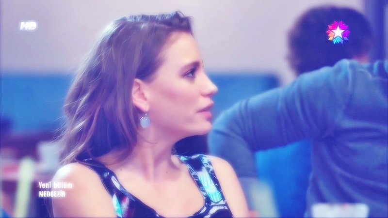 Serenay Sarikaya/სერენაი სარიკაია #22 - Page 57 Htyh