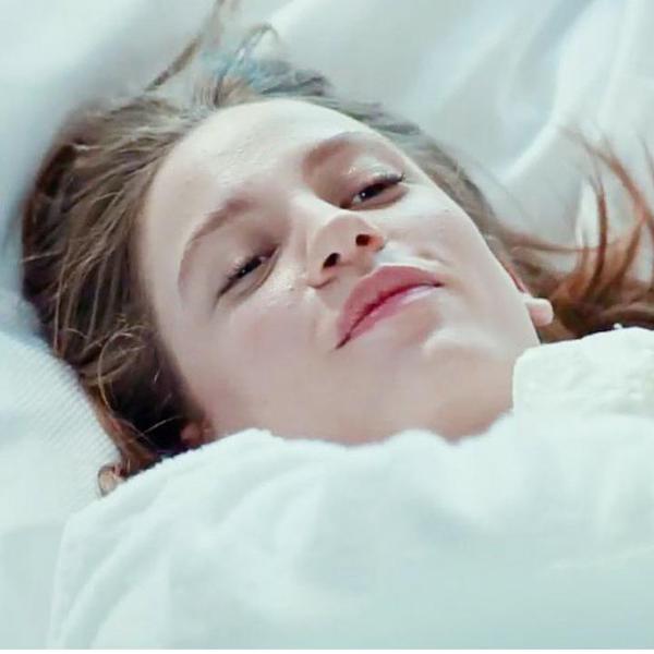 Serenay Sarikaya/სერენაი სარიკაია #22 - Page 48 CG0e6_WAW8_AEXtl_T