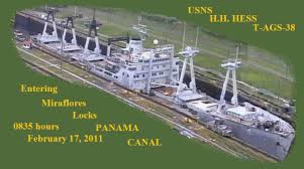 Buques de espionaje diversos  - Imagenes, documentos y noticias  USNS_HJL_HESS_TAG_38_PANAMA_CANAL